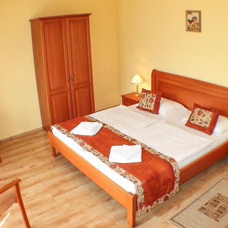 Hotel Jarja Hajdúszoboszló المظهر الخارجي الصورة