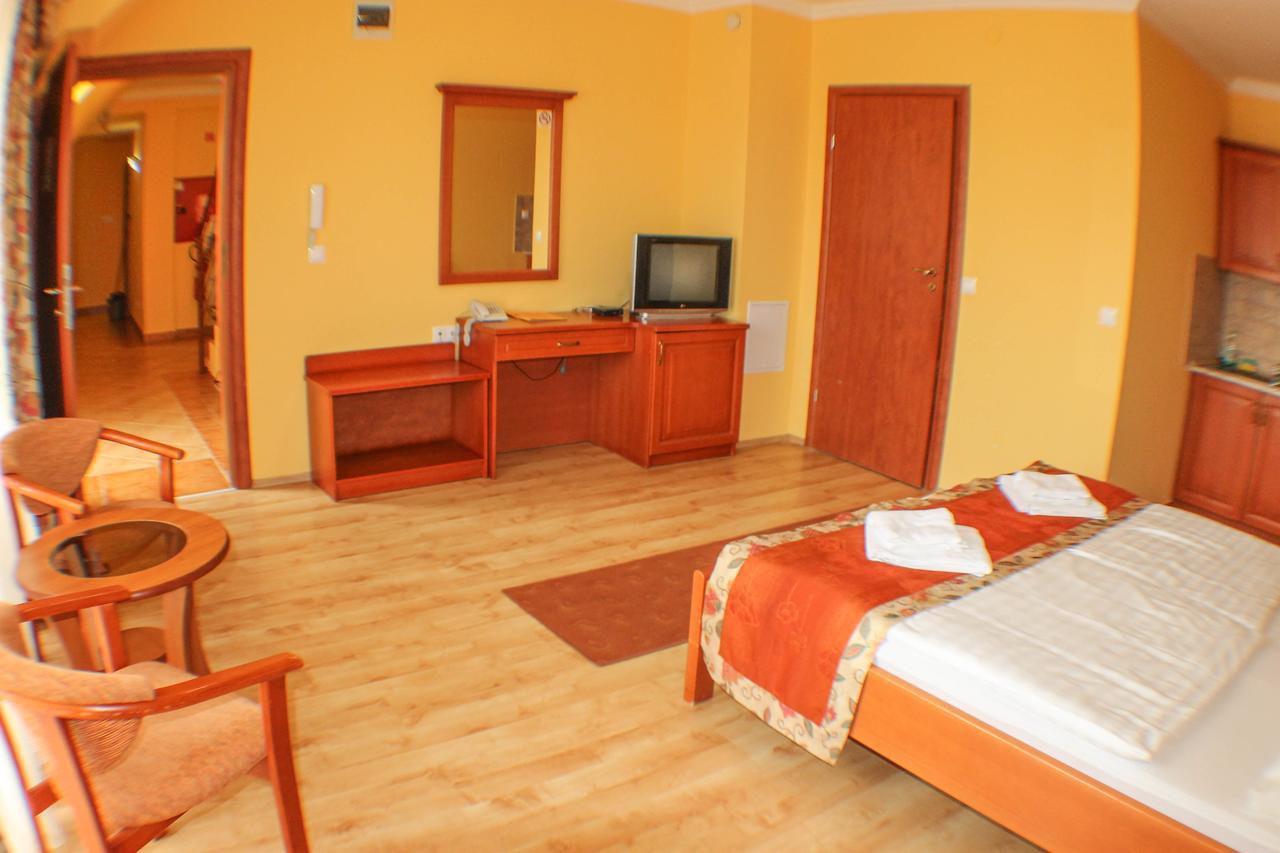 Hotel Jarja Hajdúszoboszló المظهر الخارجي الصورة