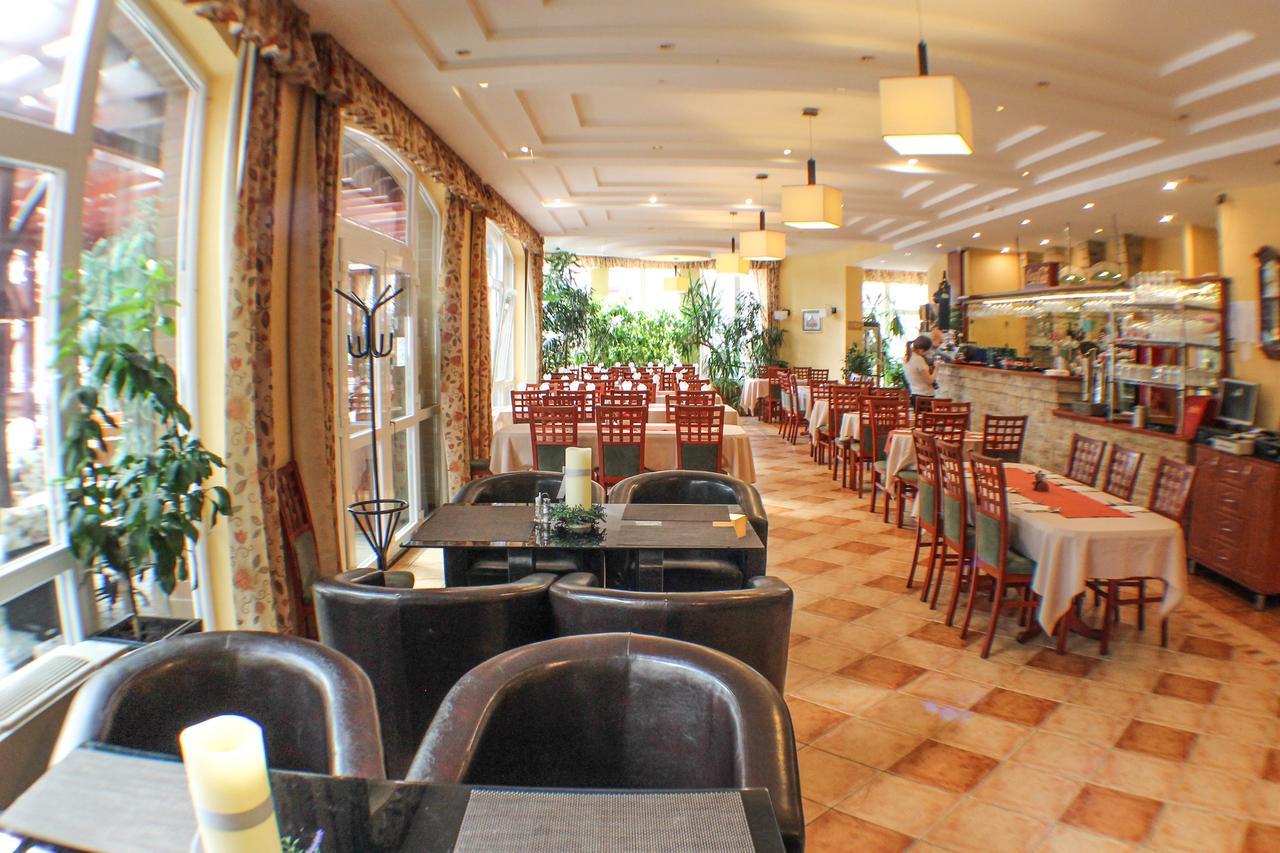 Hotel Jarja Hajdúszoboszló المظهر الخارجي الصورة