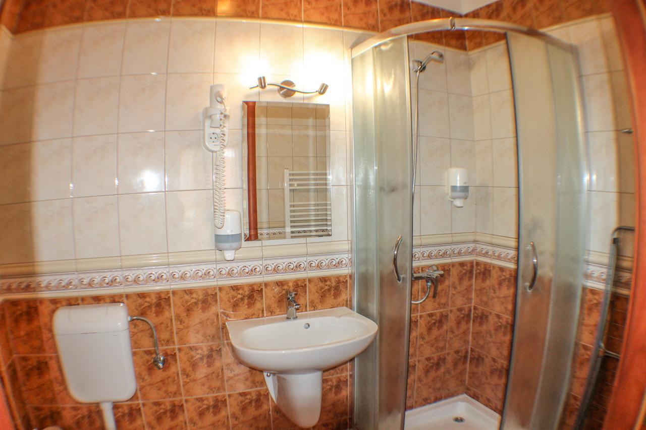 Hotel Jarja Hajdúszoboszló المظهر الخارجي الصورة